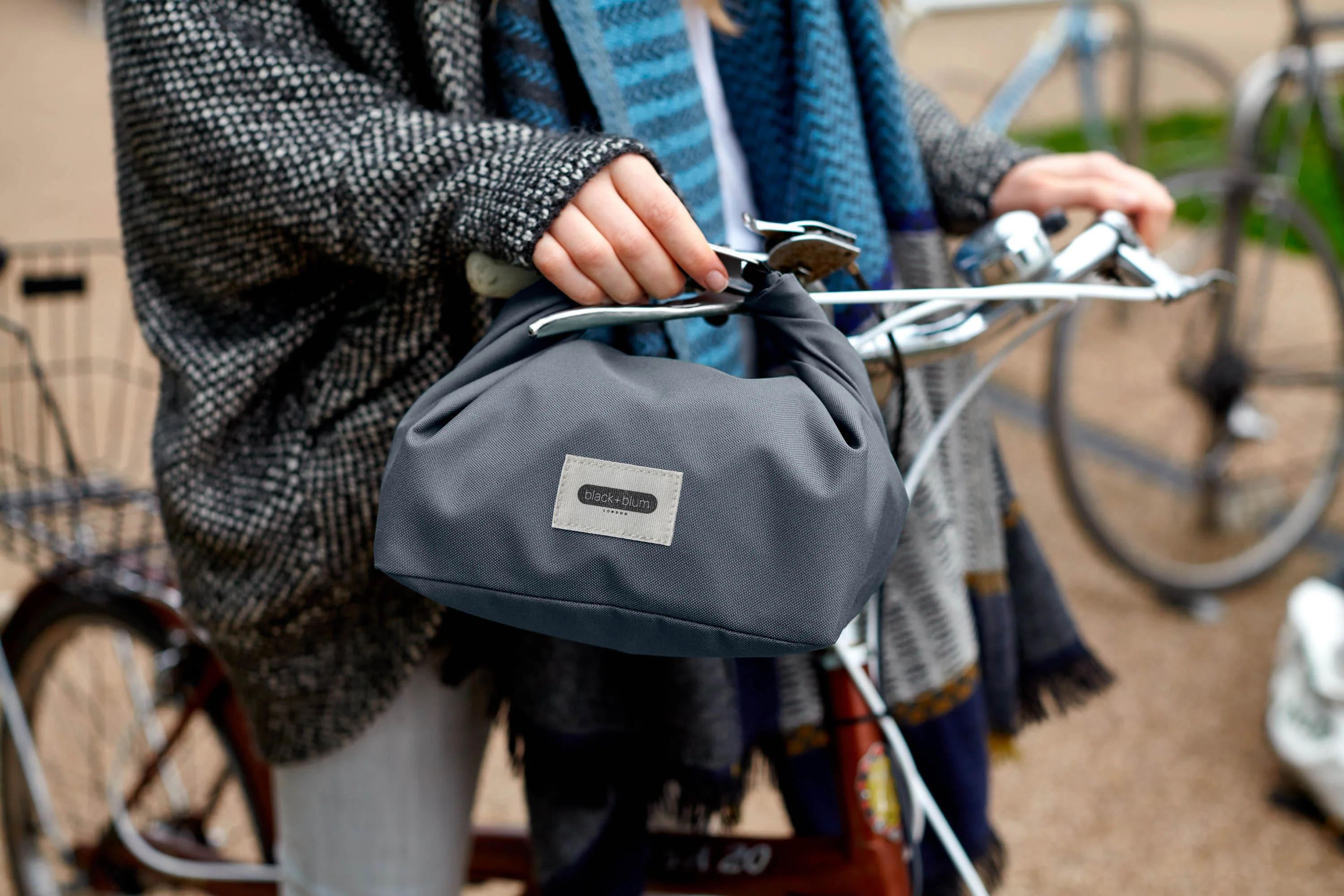 Black+Blum Insulated Lunch Bag - Slate each - Image 6