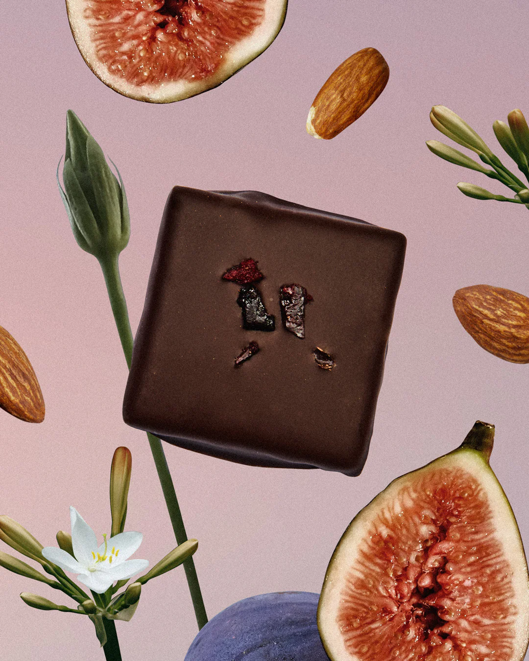 Cosmic Dealer Salty Fig & Roasted Almond Nut Butter Chocolate 20g - Image 2