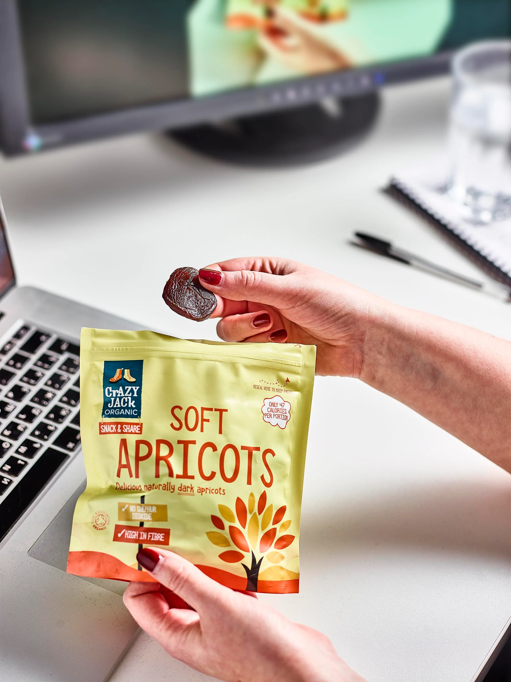 Crazy Jack Organic Soft Ready to Eat Apricots 200g - Image 4