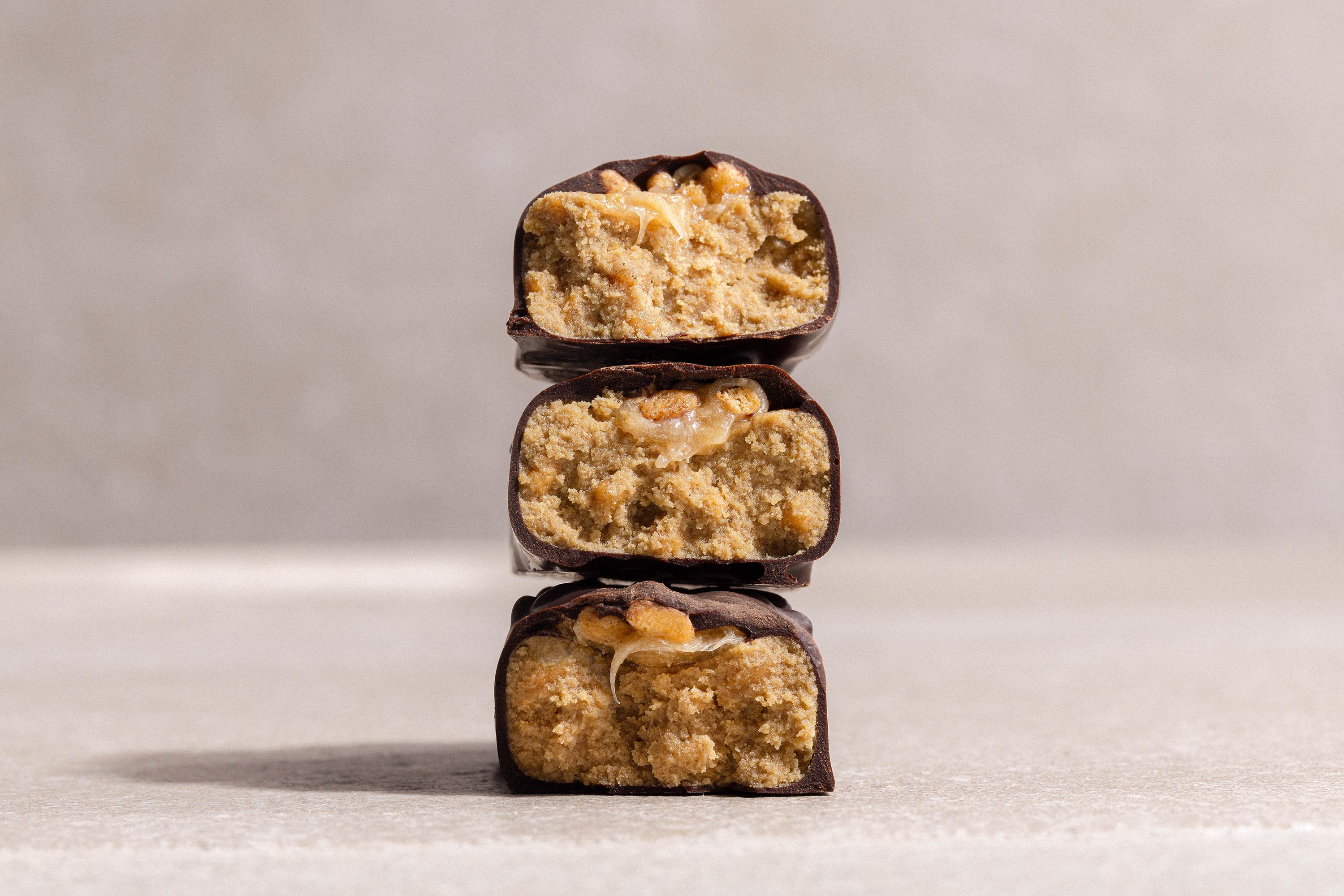 Form Chocolate Salted Caramel Protein Bars (Box of 12) - Image 7