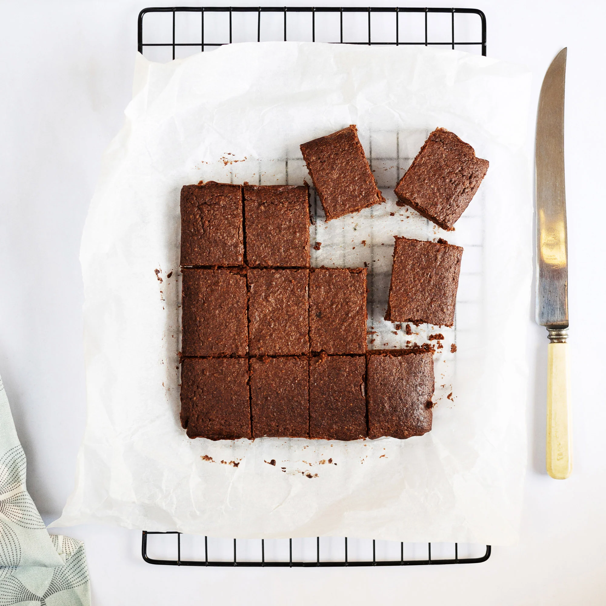 Go-low Keto & Low Carb Chocolate Brownie Baking Mix 218g - Image 3