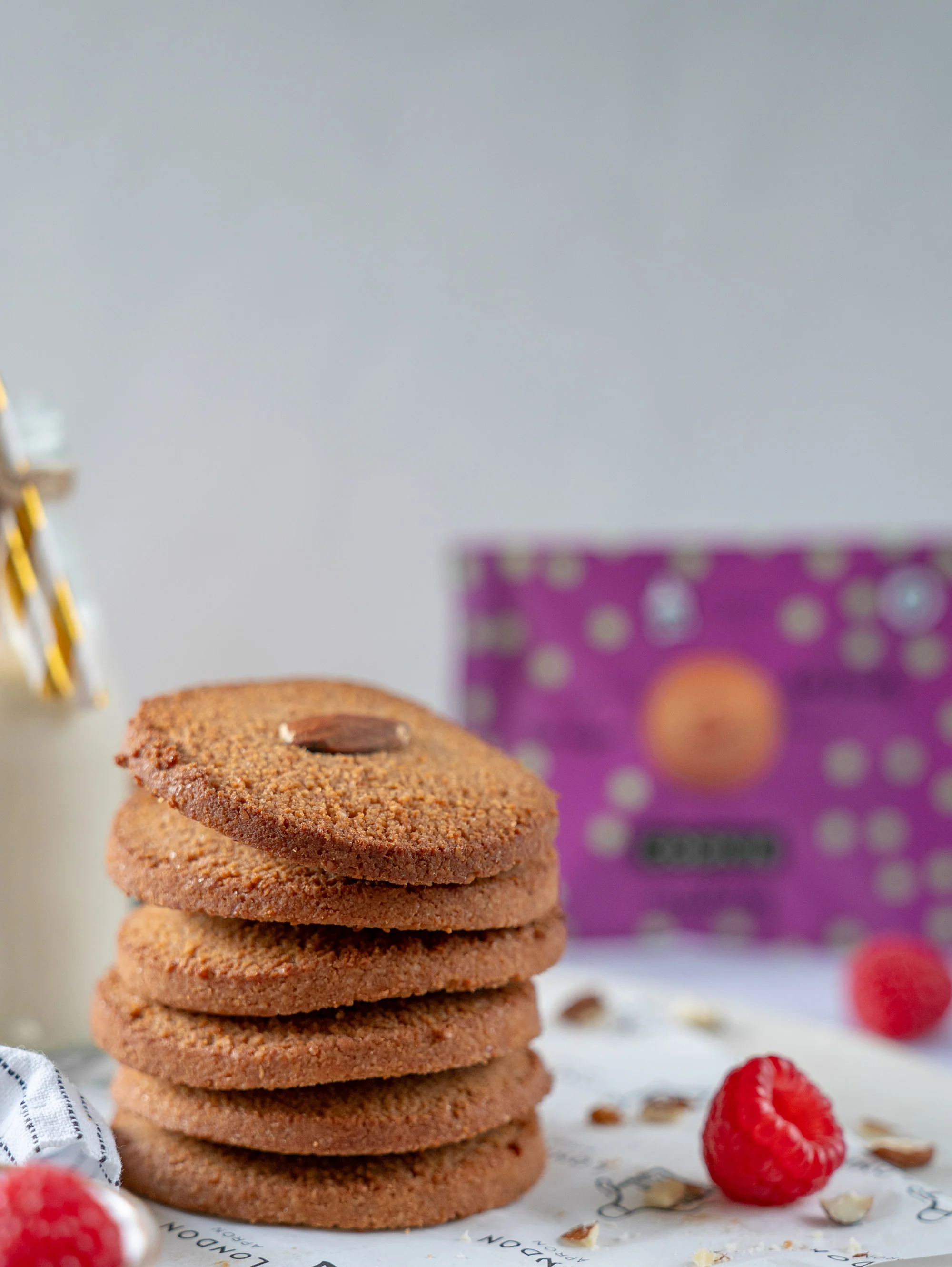 London Apron Low Sugar Raspberry Cookie 35g - Image 5