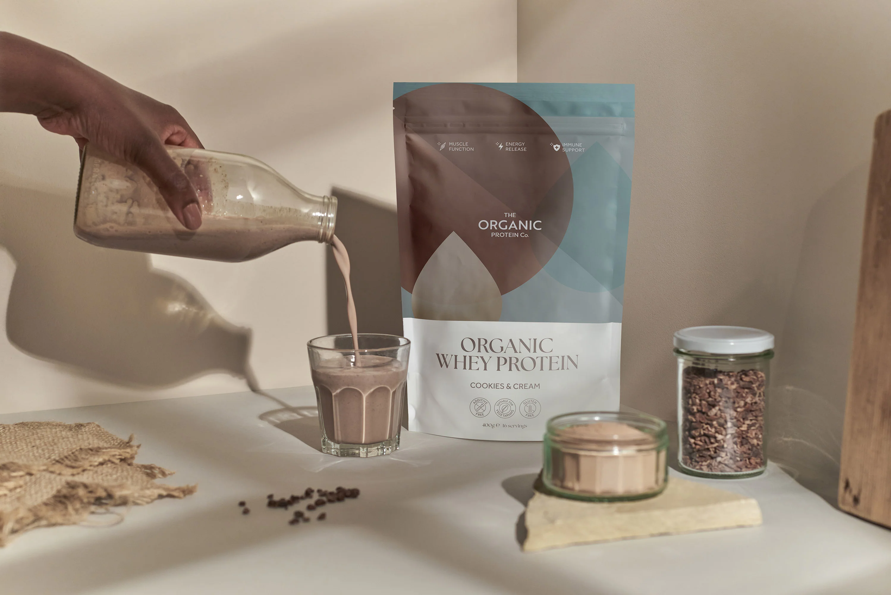 The Organic Protein Co. Cookies & Cream Organic Whey Protein Powder 400g - Image 3