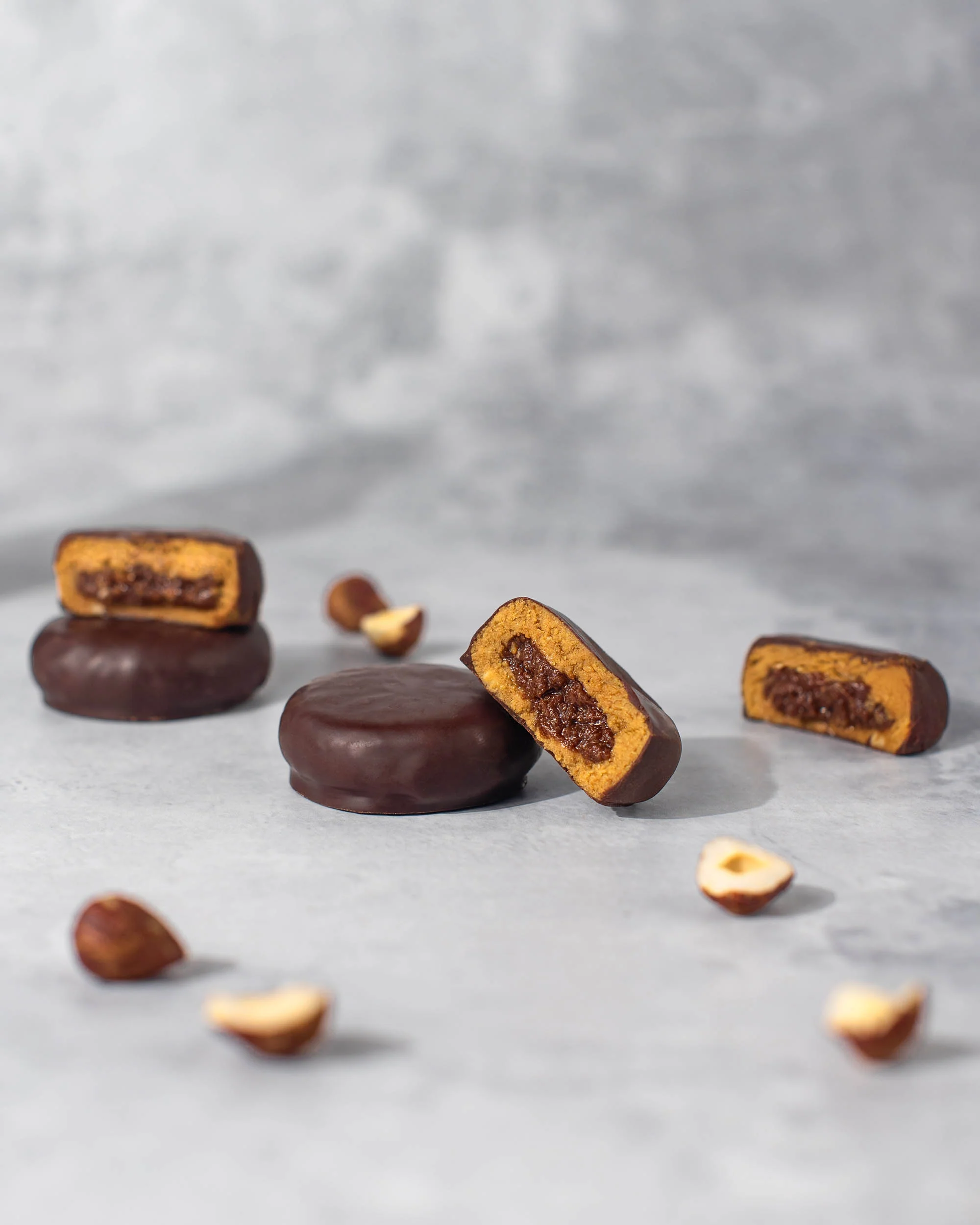 Vilgain Plant Protein Mini Cookies Hazelnut Fudge 50g - Image 2
