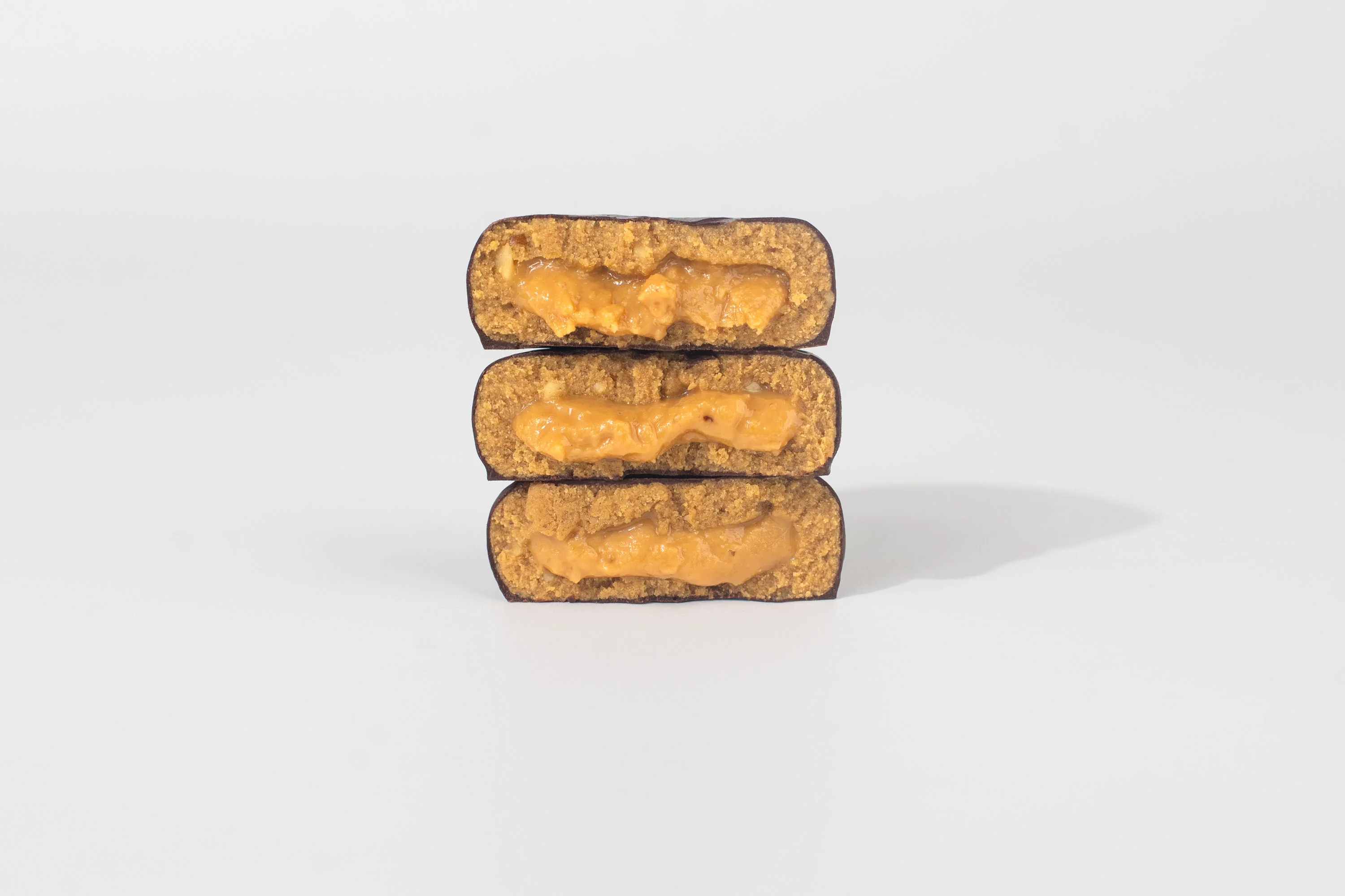 Vilgain Plant Protein Mini Cookies Peanut Salted Caramel 50g - Image 2