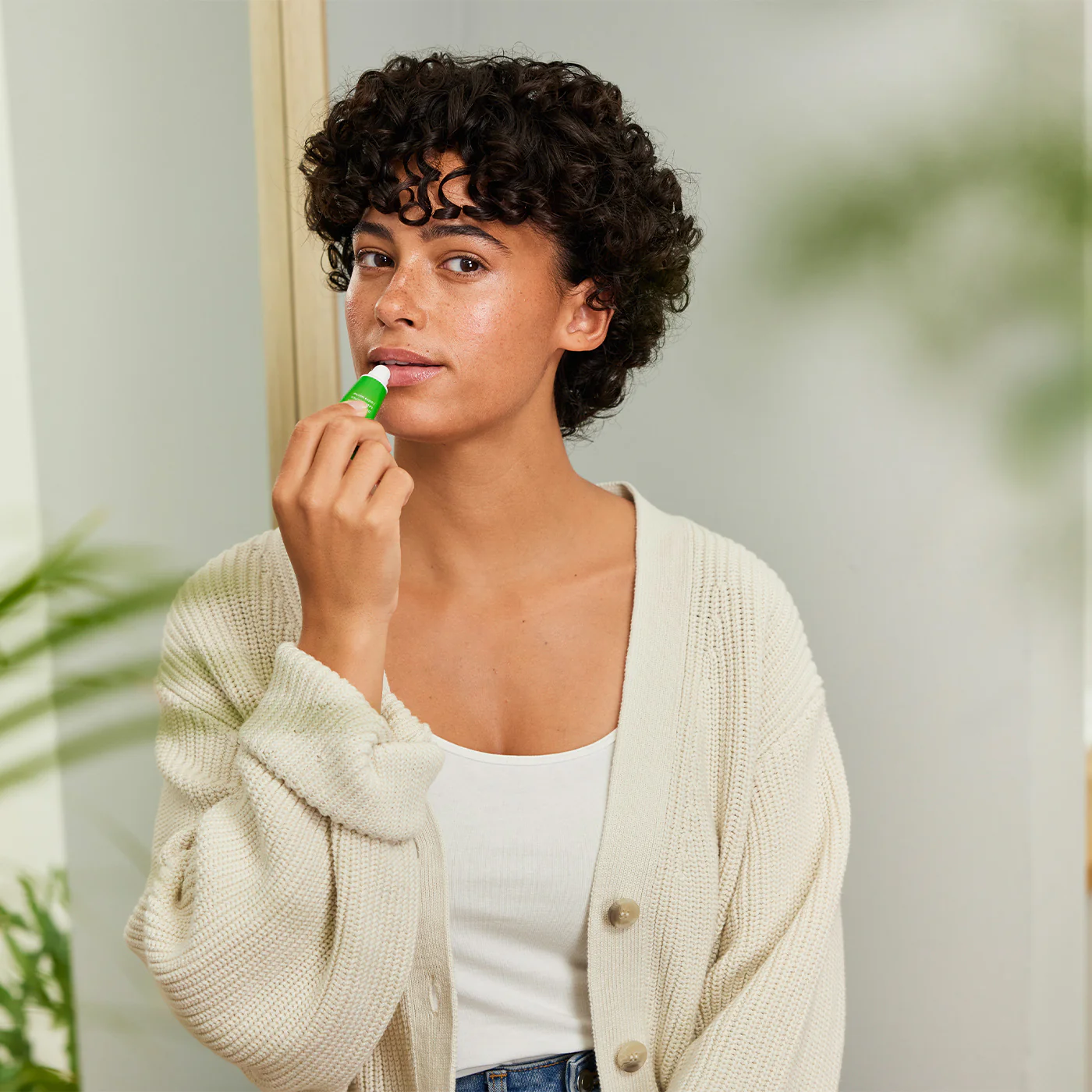 Weleda Skin Food Lip Balm 8ml - Image 3