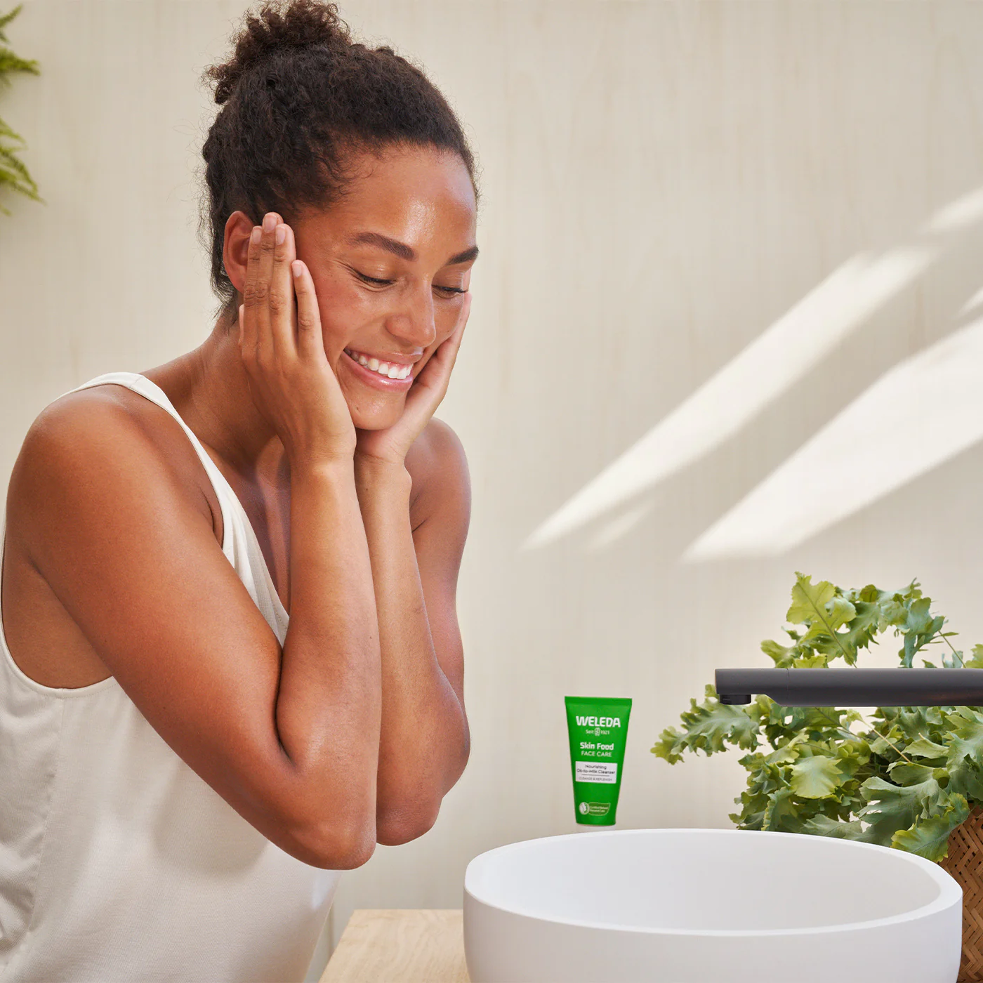 Weleda Skin Food Nourishing Cleansing Balm 75ml - Image 3